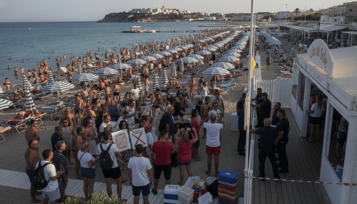 Italy summer tourism surges as Apulia lidos ban outside food sparking protests